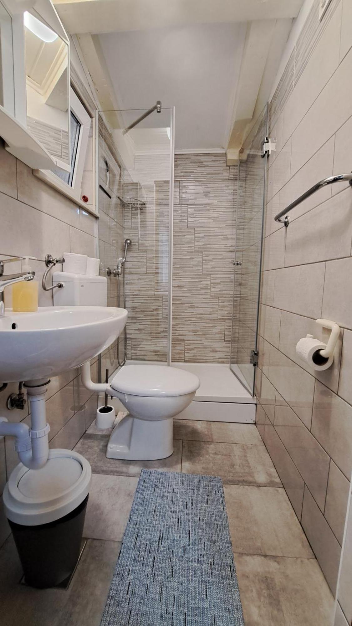 Apartmani Tomic Seline Rum bild